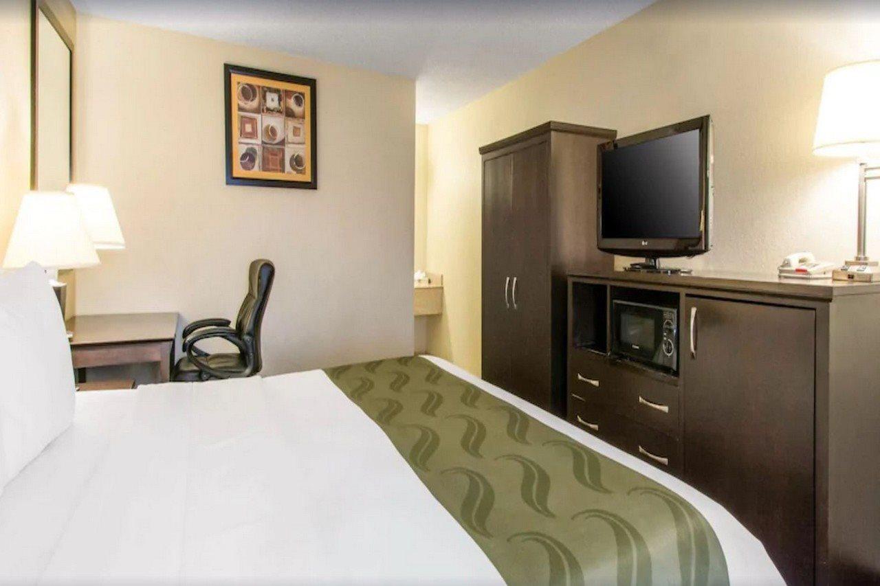 Quality Inn Daytona Speedway - I-95 Дейтона-Бич Экстерьер фото