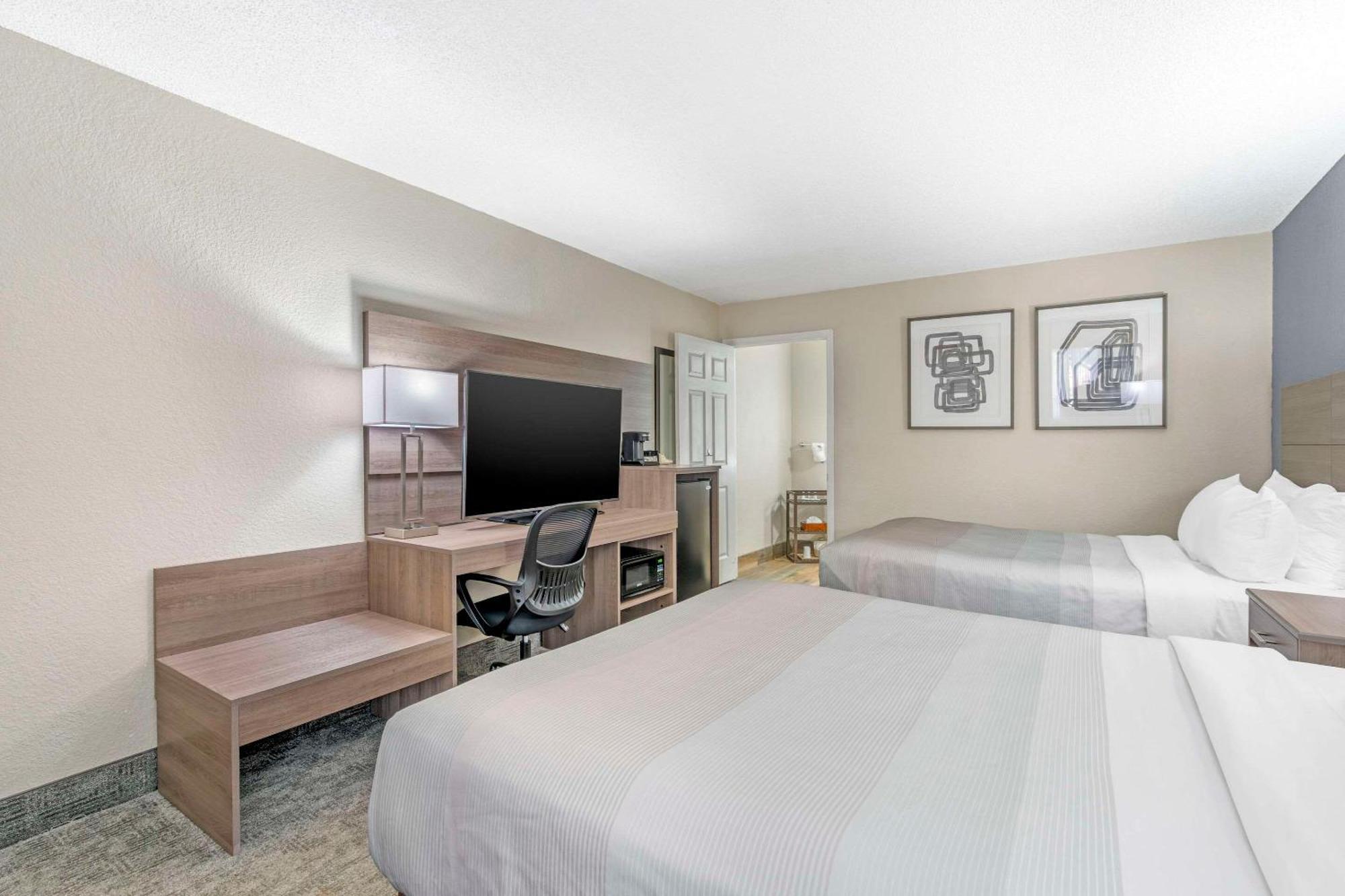 Quality Inn Daytona Speedway - I-95 Дейтона-Бич Экстерьер фото