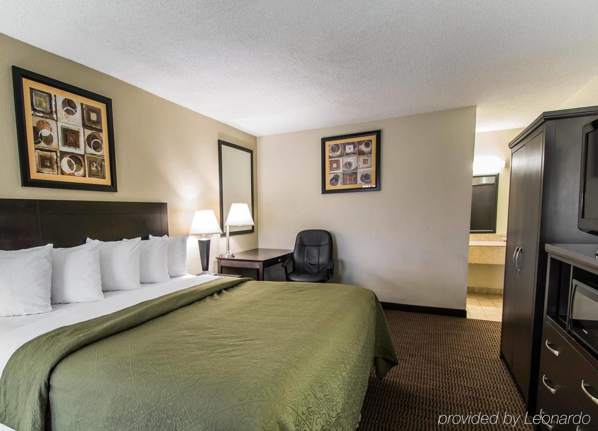 Quality Inn Daytona Speedway - I-95 Дейтона-Бич Экстерьер фото