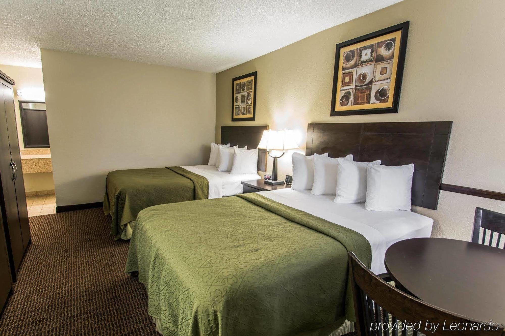 Quality Inn Daytona Speedway - I-95 Дейтона-Бич Экстерьер фото